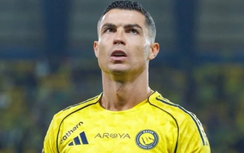 رصد رسمي.. رابطة الدوري السعودي تحدد موقف غياب رونالدو من النصر